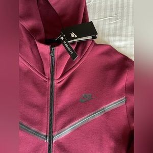Nike Tech Fleece Hoodie Rosewood/Black Adult XL Brand New